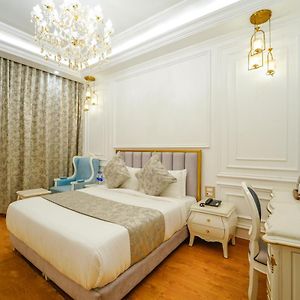 Double Room Mountain View